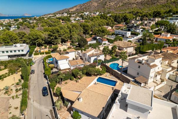 3 bed villa in Albir