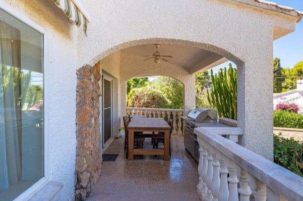 3 bed villa in Albir