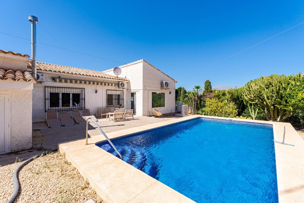 3 bed villa in Albir