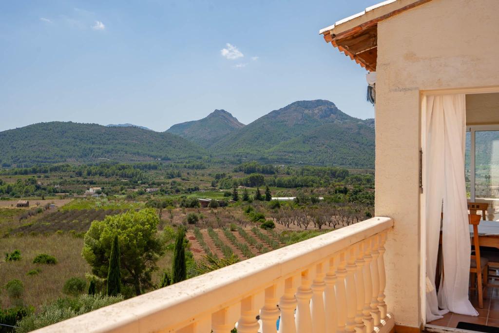 5 bed villa in Jalón