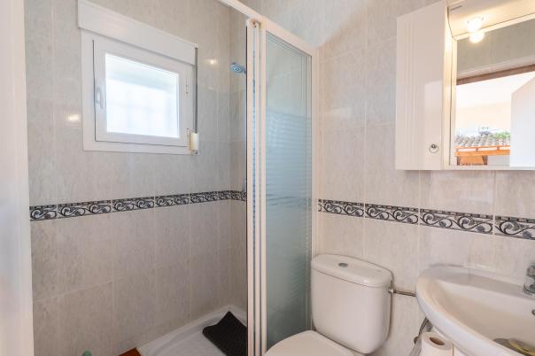 5 bed villa in Jalón