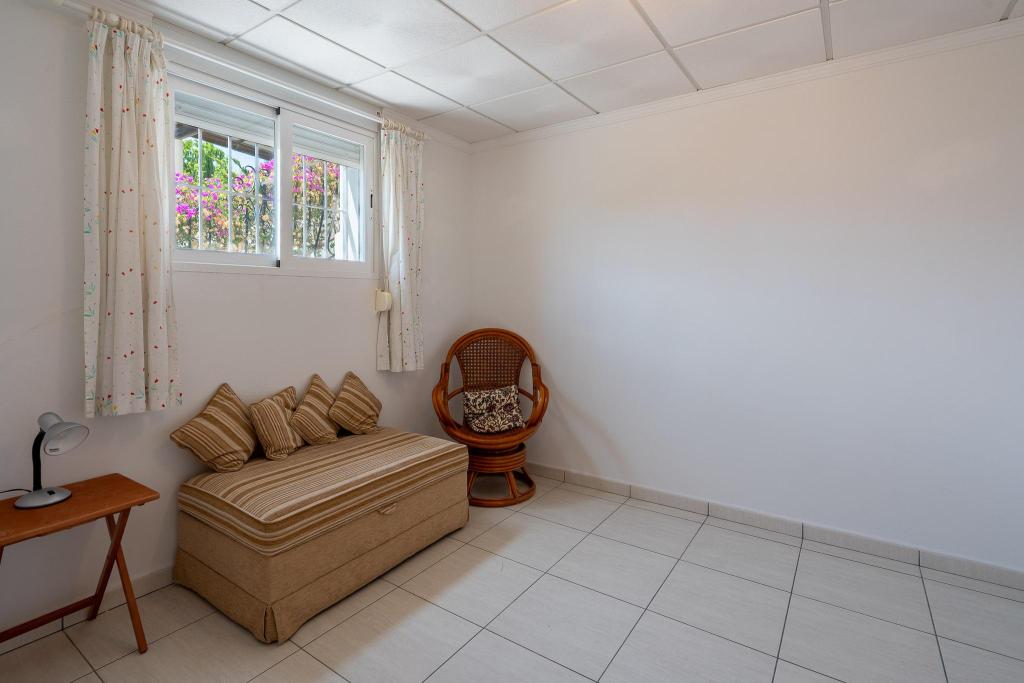 5 bed villa in Jalón