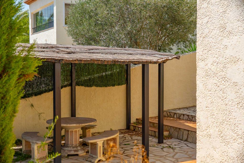 5 bed villa in Jalón