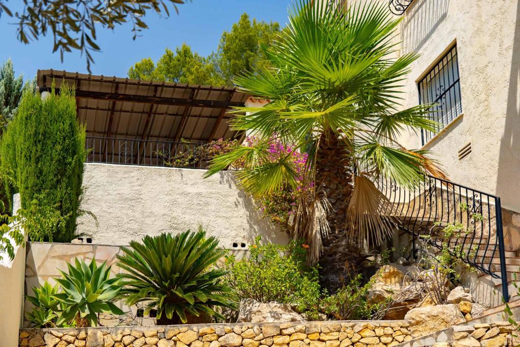 5 bed villa in Jalón