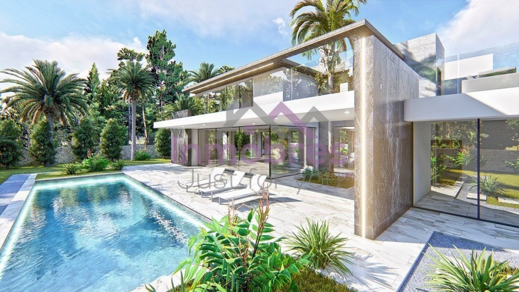 4 bed casa / chalet in Dénia