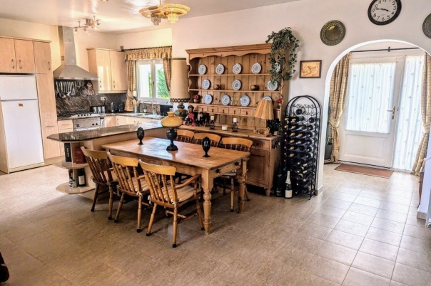 3 bed casa / chalet in Moraira