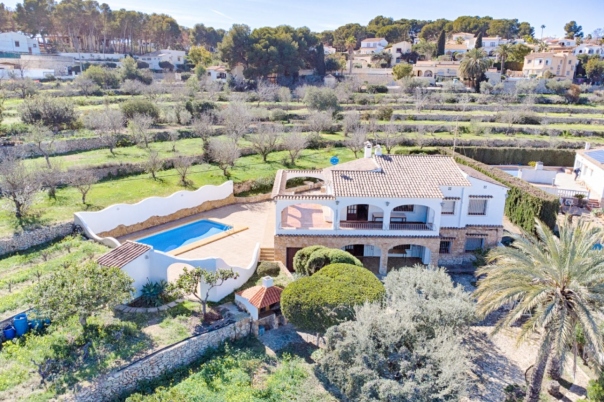 6 bed villa in Benissa