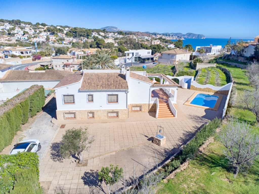 6 bed villa in Benissa