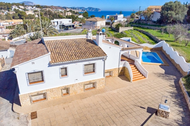6 bed villa in Benissa