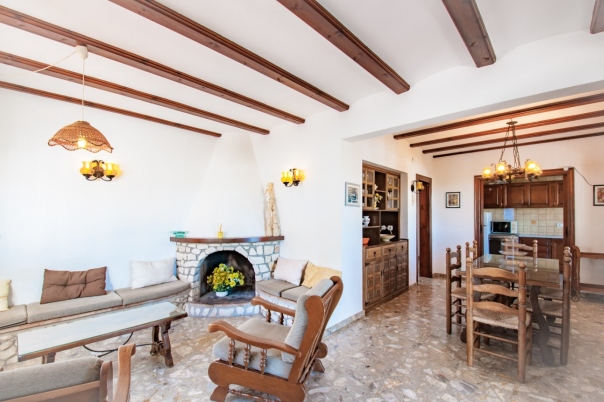 6 bed villa in Benissa