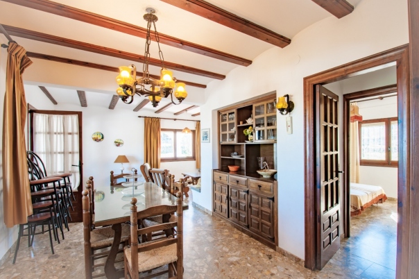 6 bed villa in Benissa
