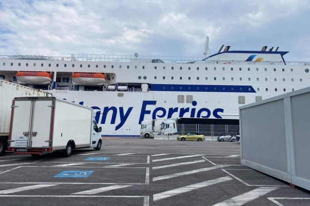 UCS Express Deliveries - Removals from Ireland to Spain