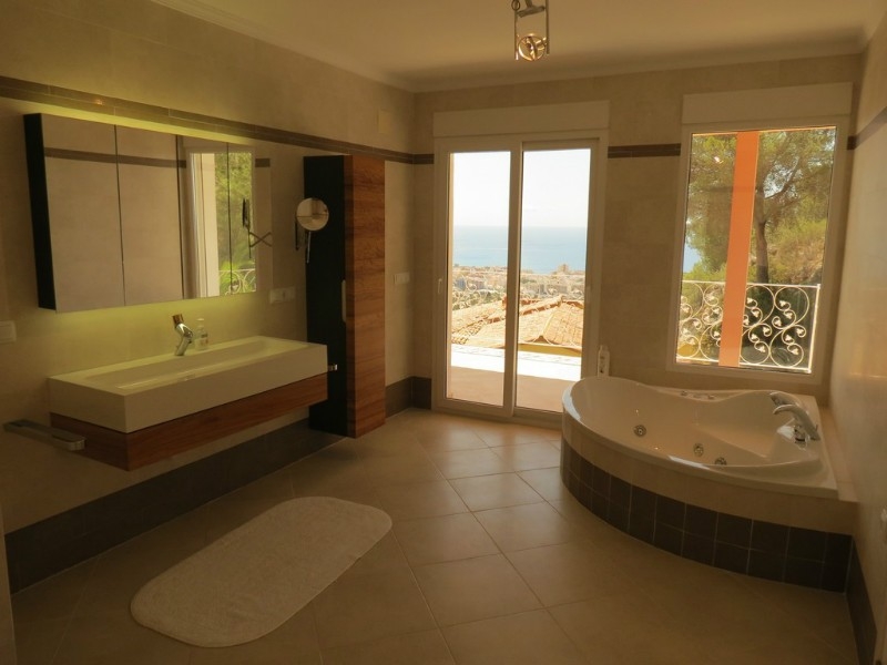 4 bed villa in Calpe
