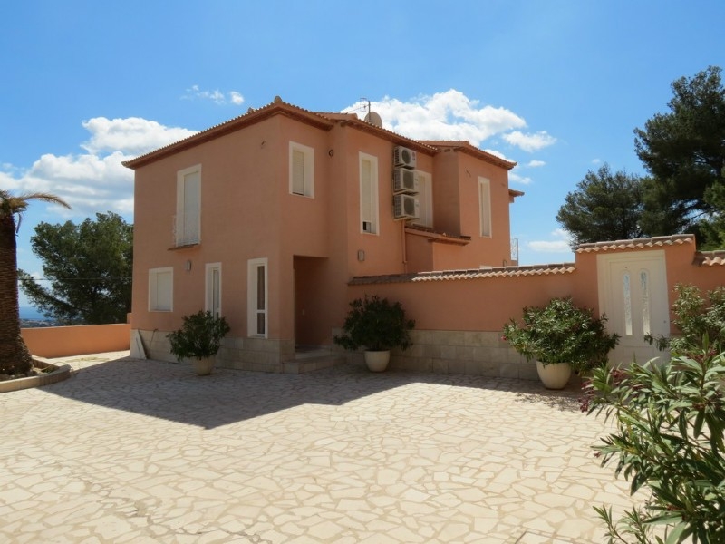 4 bed villa in Calpe