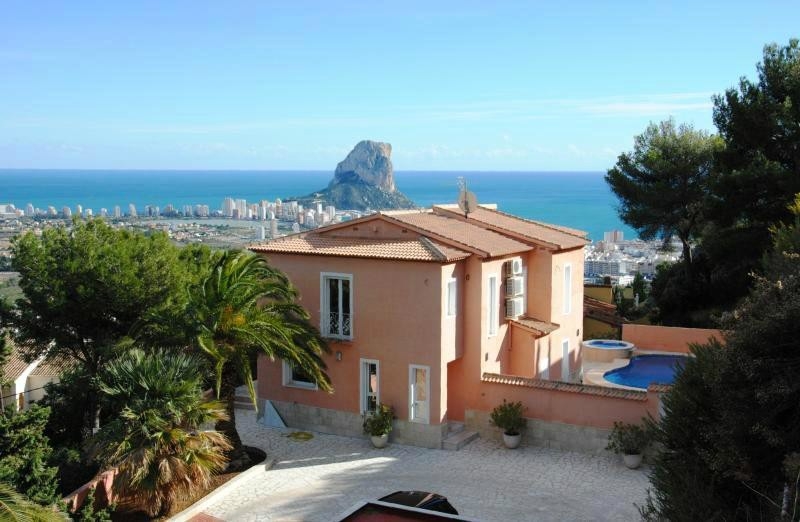 4 bed villa in Calpe