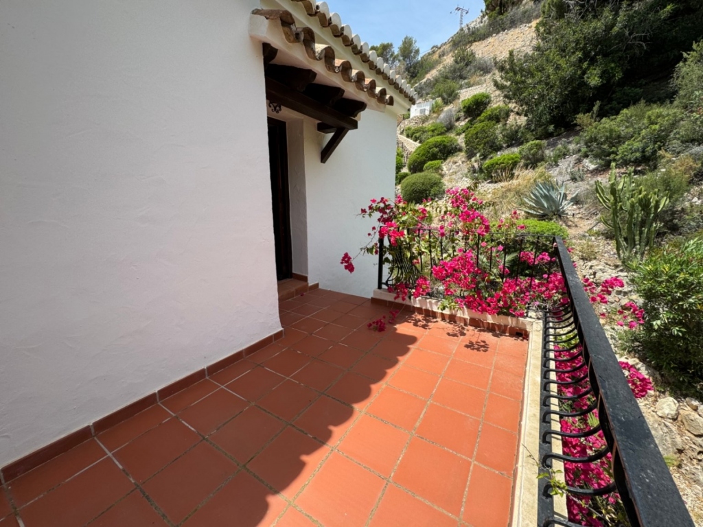 2 bed apartment in Moraira