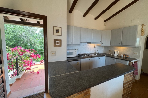 2 bed apartment in Moraira