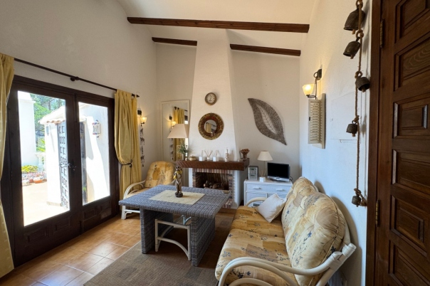 2 bed apartment in Moraira
