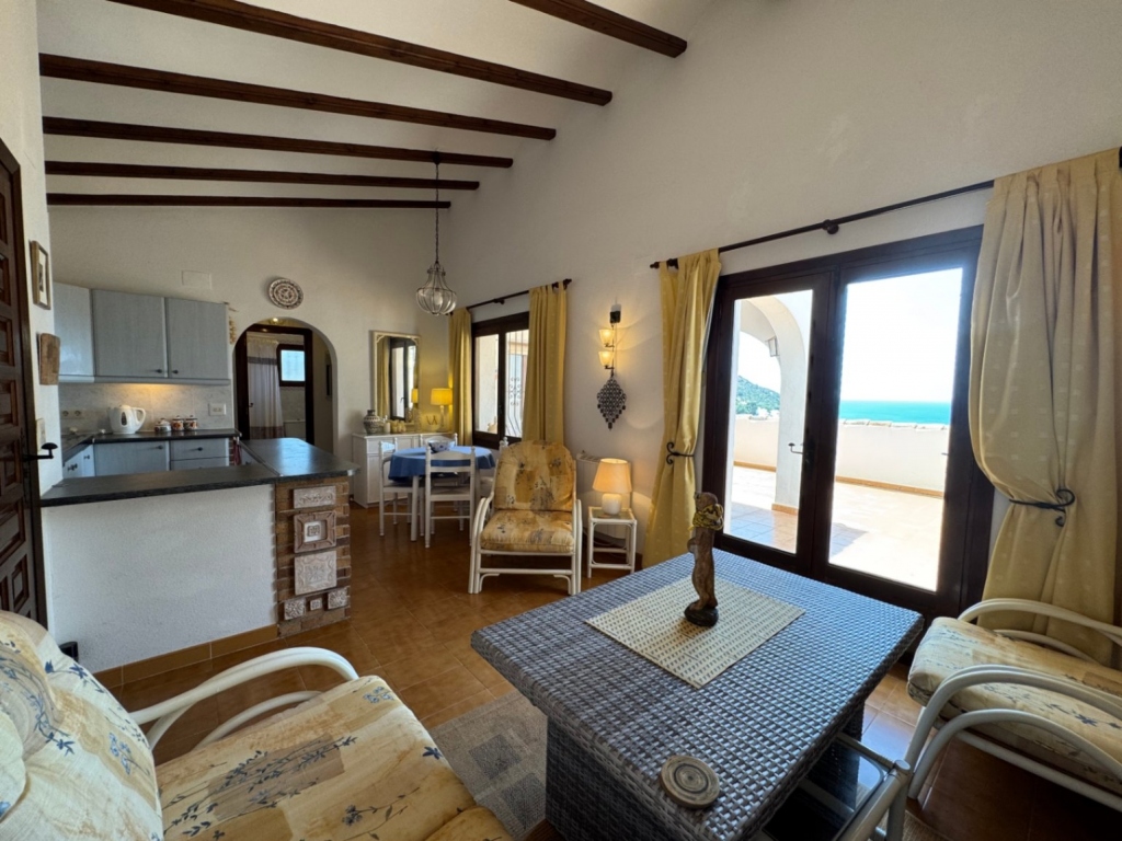 2 bed apartment in Moraira