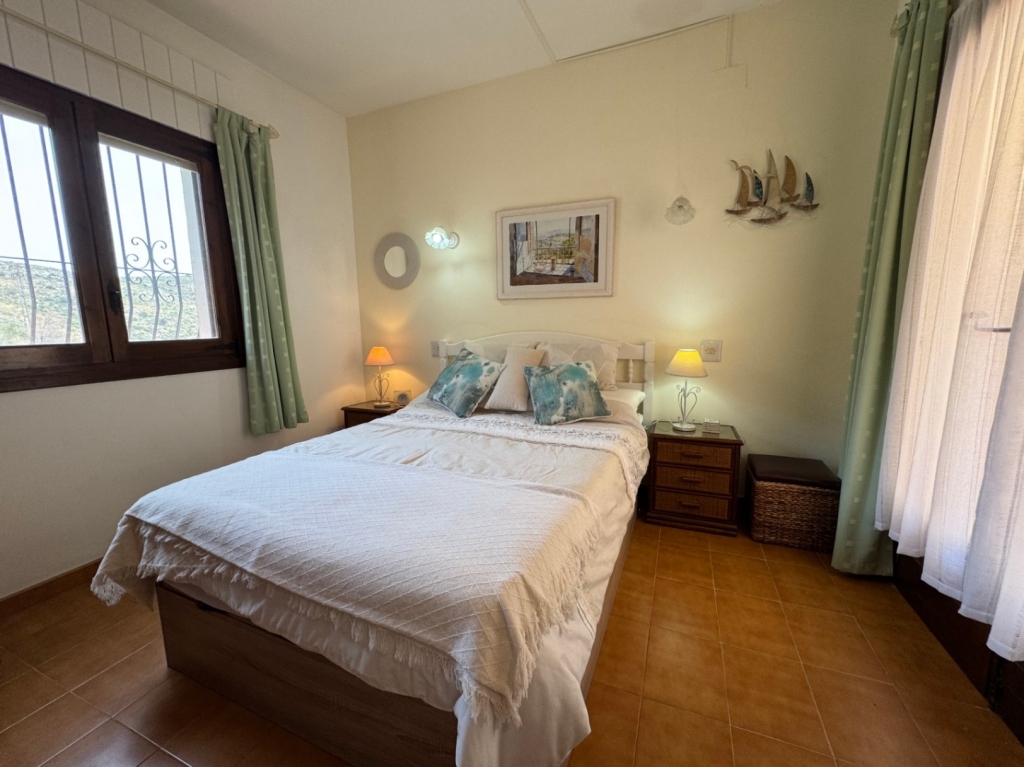 2 bed apartment in Moraira