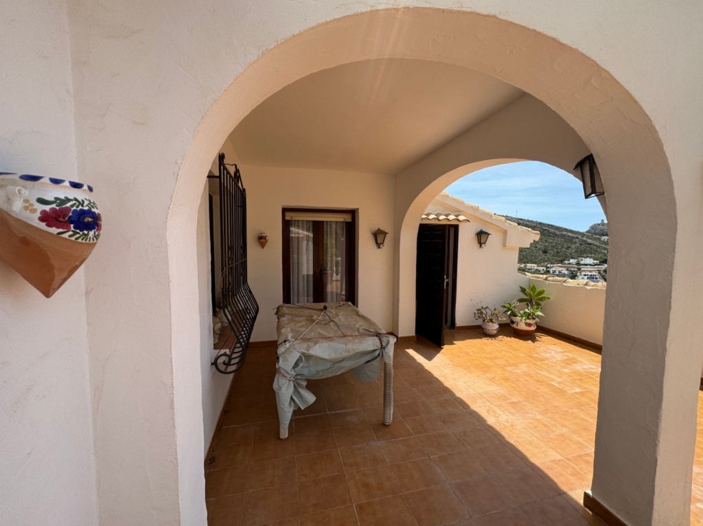 2 bed apartment in Moraira