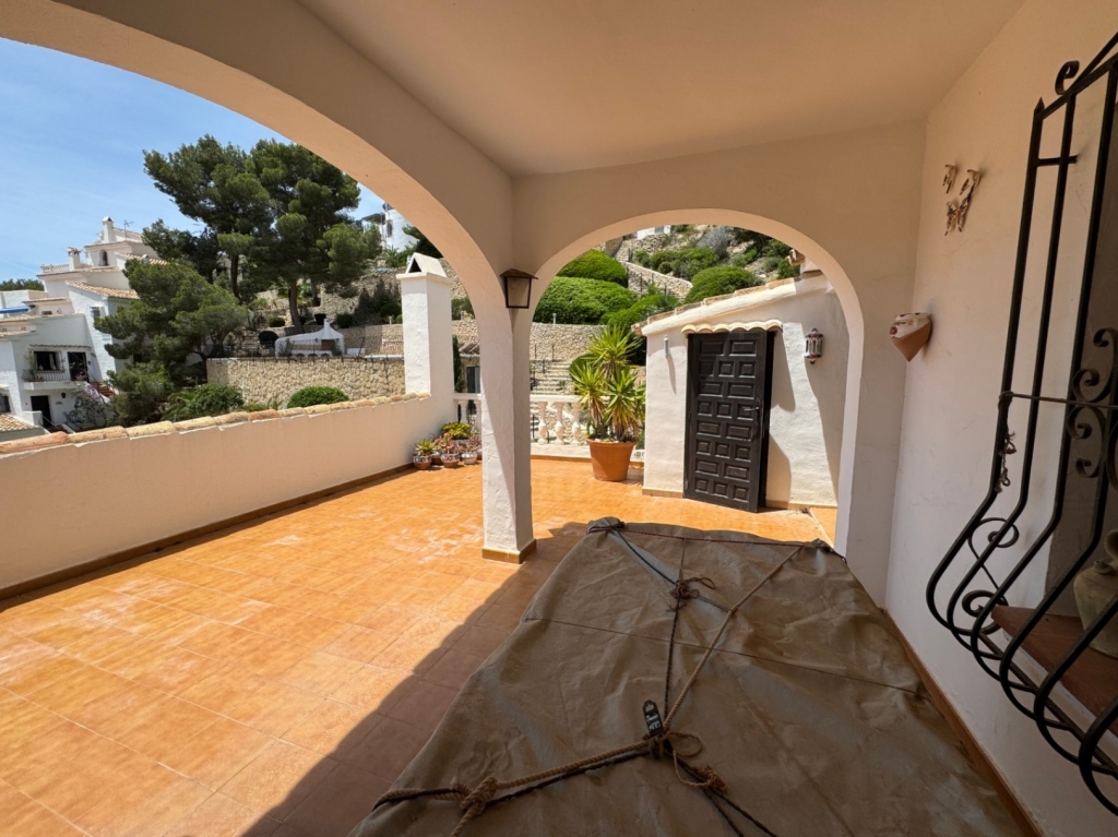 2 bed apartment in Moraira