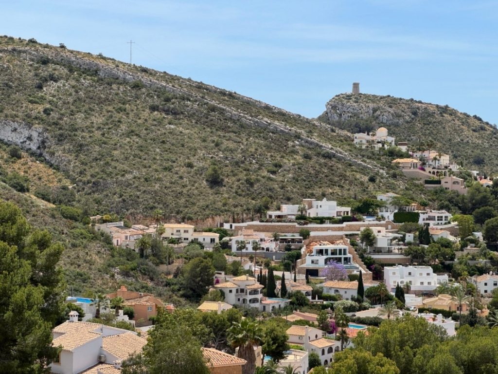 2 bed apartment in Moraira
