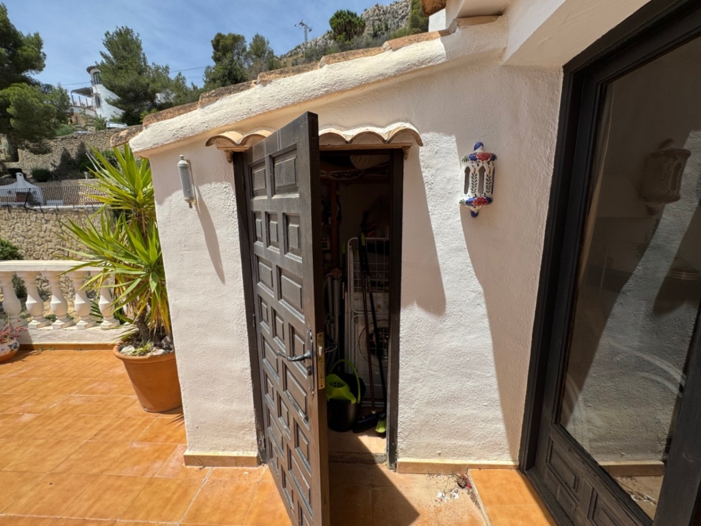 2 bed apartment in Moraira