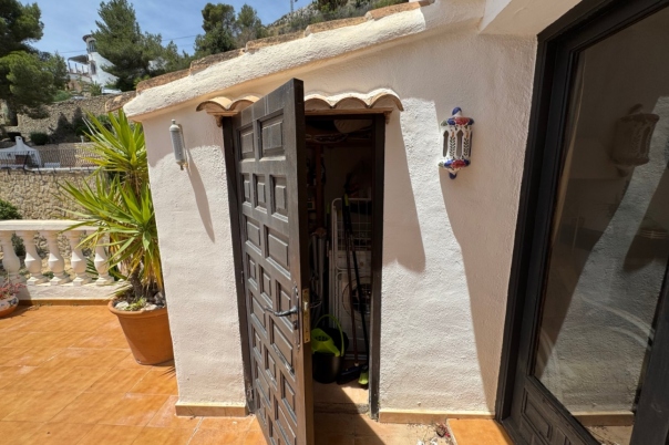 2 bed apartment in Moraira