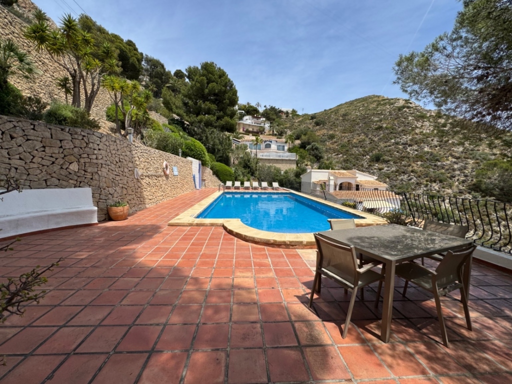 2 bed apartment in Moraira