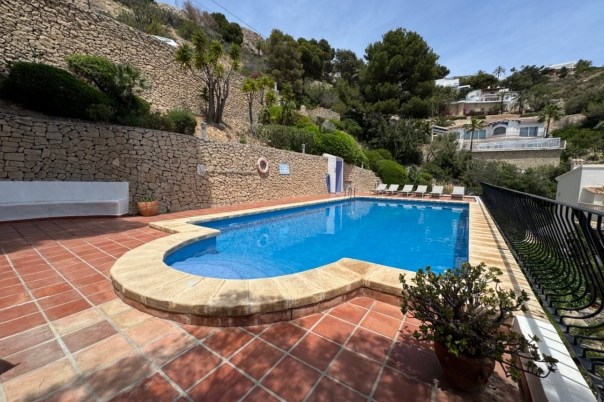 2 bed apartment in Moraira