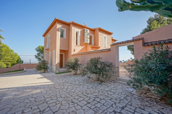 3 bed villa in Calpe