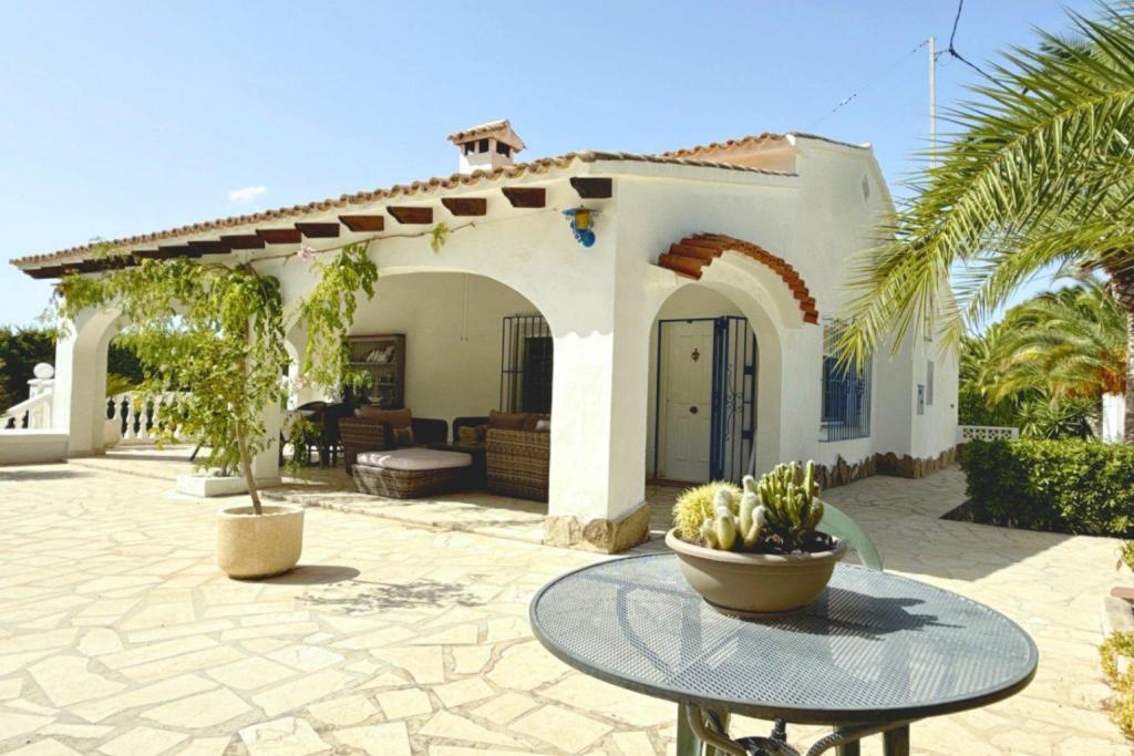 2 bed villa in Moraira
