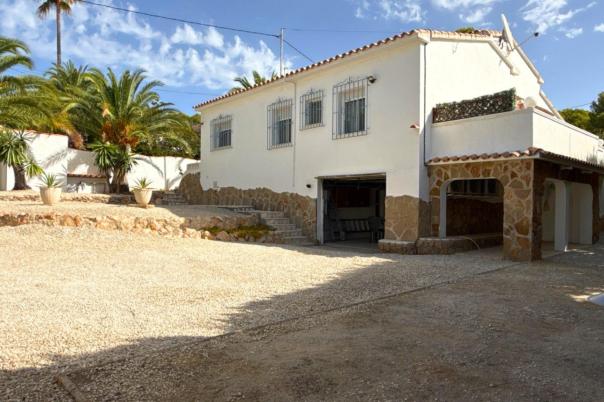 2 bed villa in Moraira