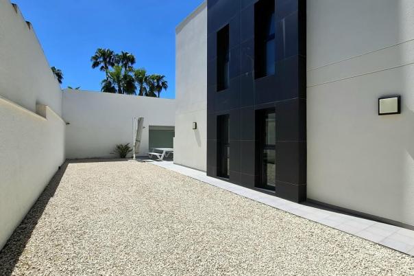 3 bed villa in Albir