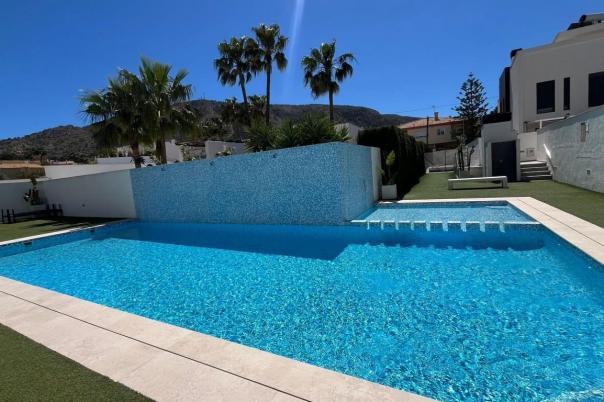 3 bed villa in Albir