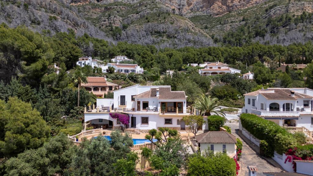 5 bed villas in Javea