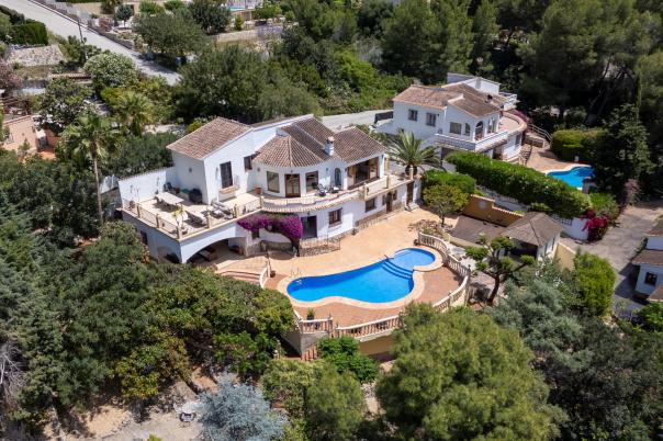 5 bed villas in Javea