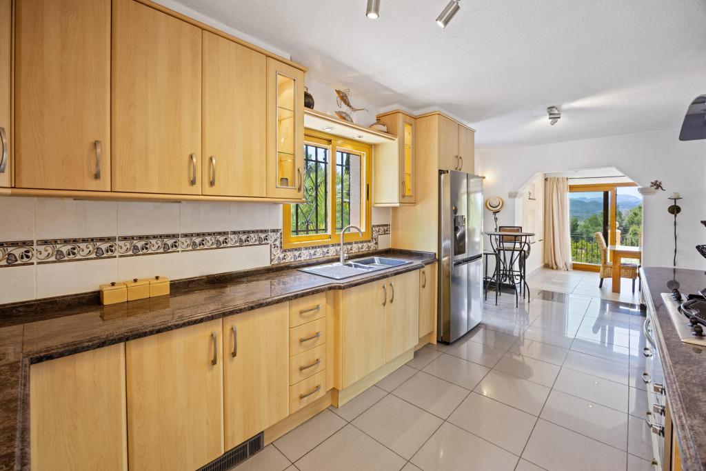 5 bed villas in Javea