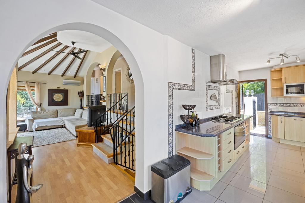 5 bed villas in Javea