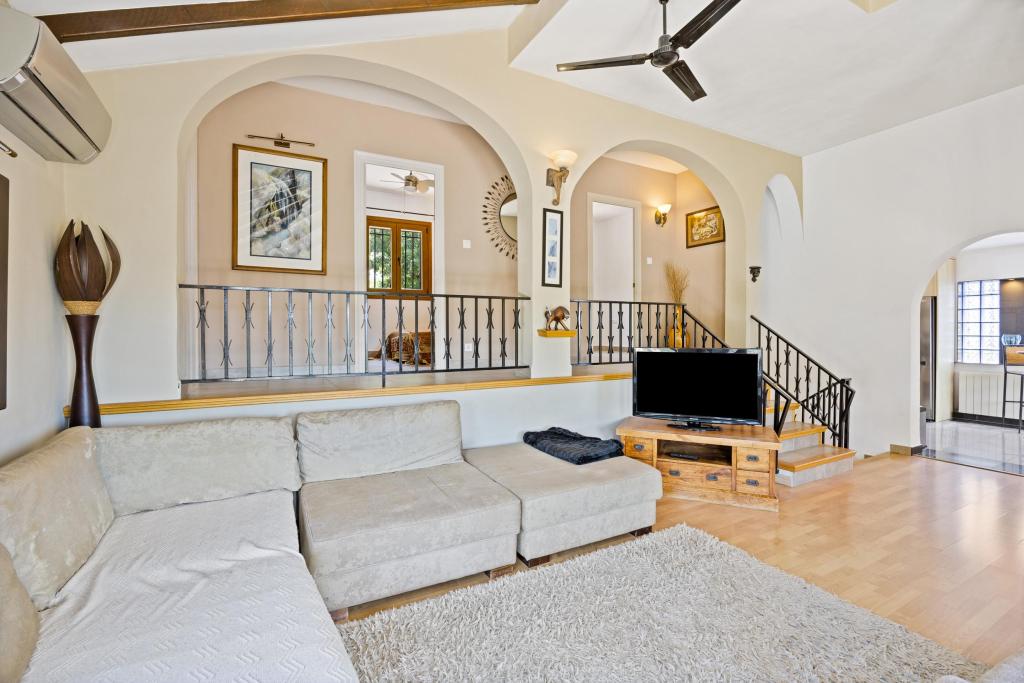 5 bed villas in Javea