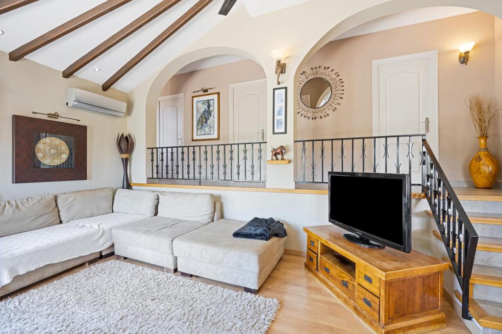 5 bed villas in Javea