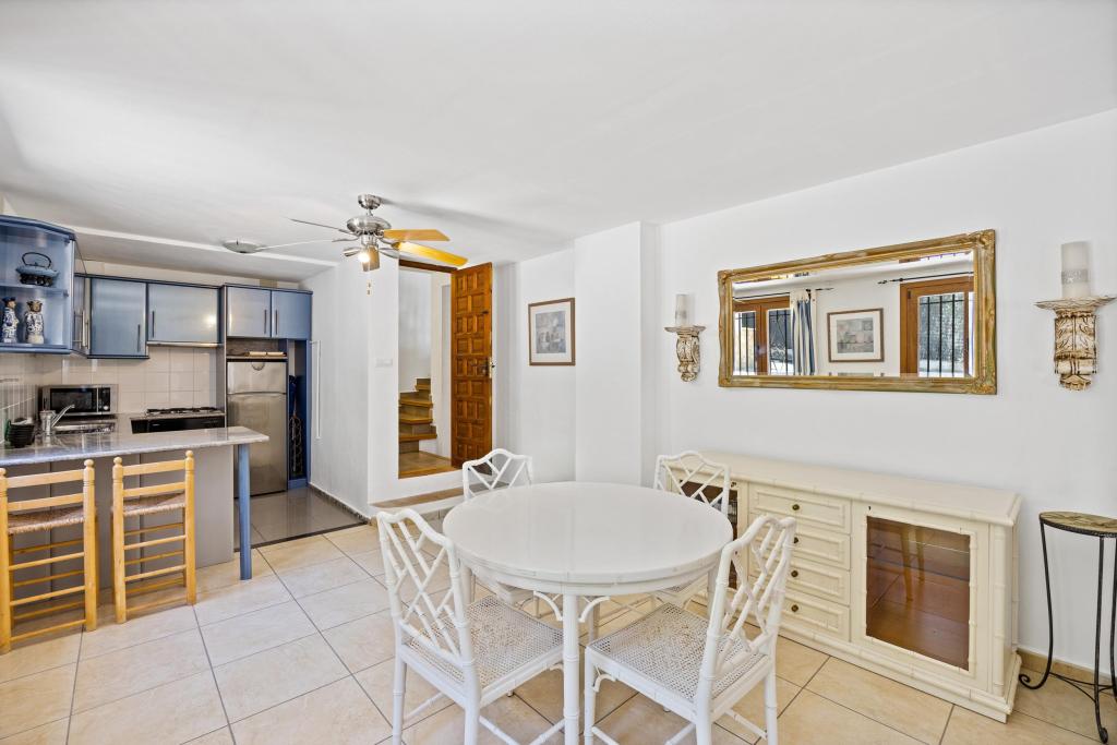 5 bed villas in Javea