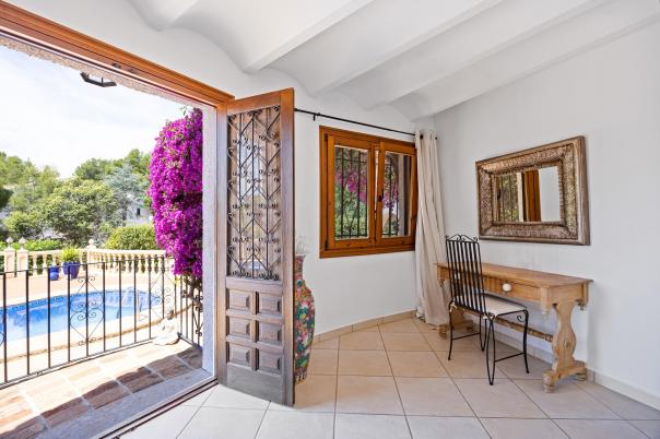 5 bed villas in Javea