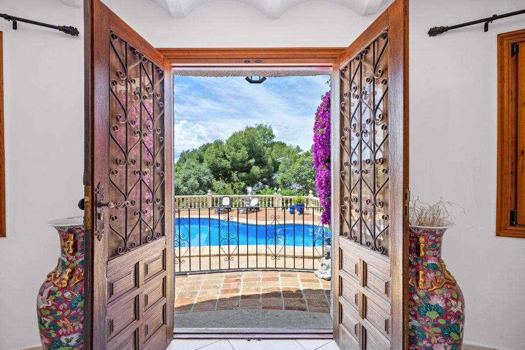 5 bed villas in Javea