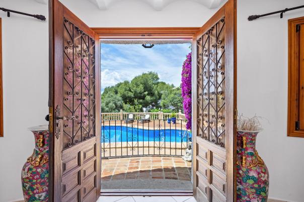 5 bed villas in Javea