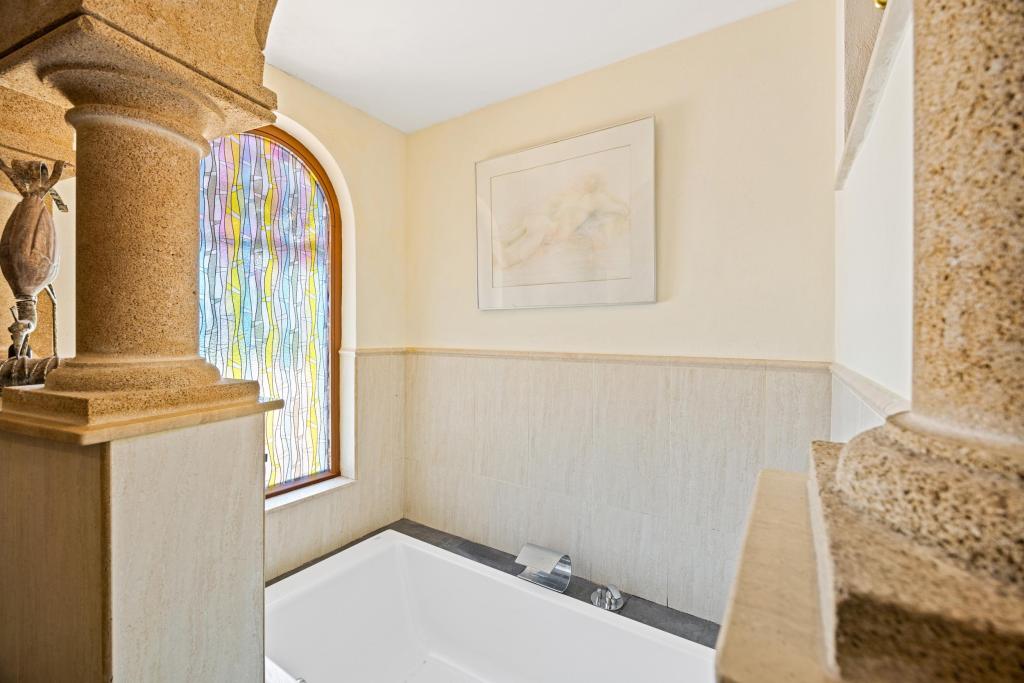 5 bed villas in Javea