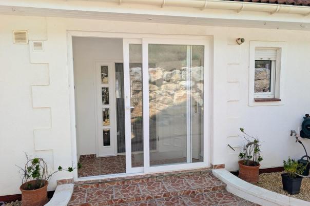 4 bed villas in Jalon