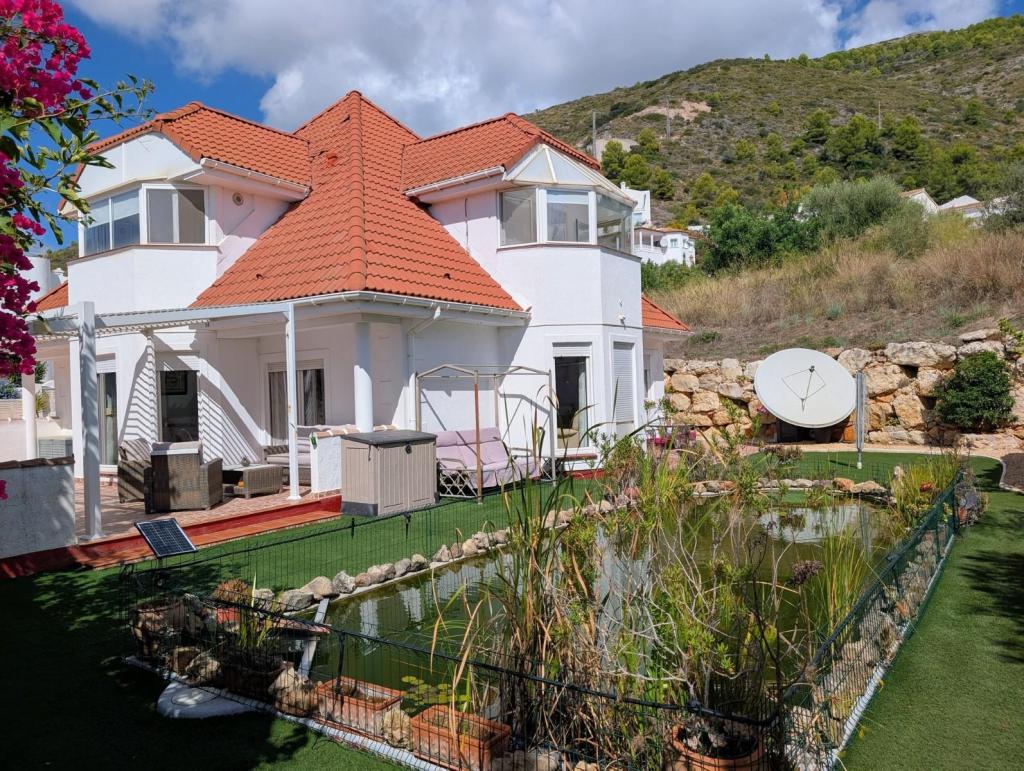 4 bed villas in Jalon