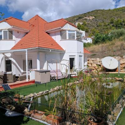 4 bed villas in Jalon